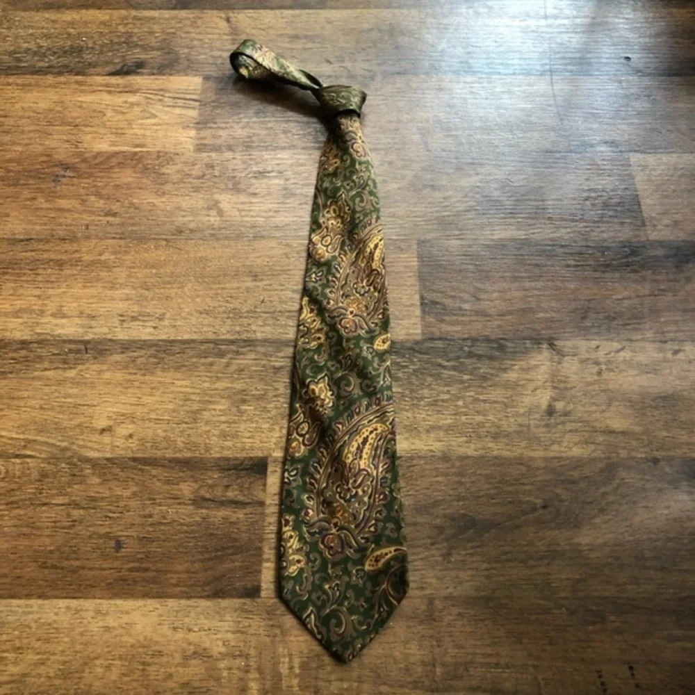 Burberry Green Floral Tie